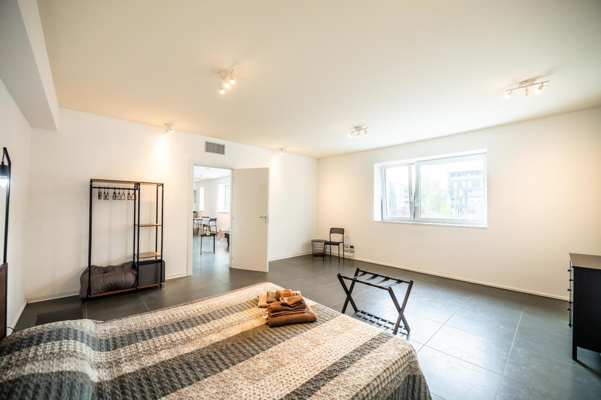350 M Dalla Stazione L Parcheggio Free L Nova Loft Apartment Parma Bagian luar foto